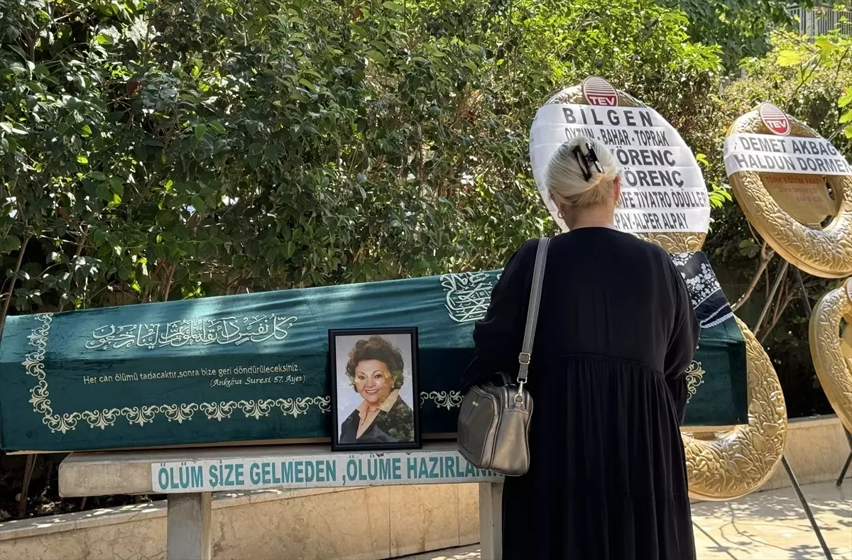 Yeşilçam’ın unutulmaz oyuncusu Sevil Üstekin son yolculuğuna uğurlandı