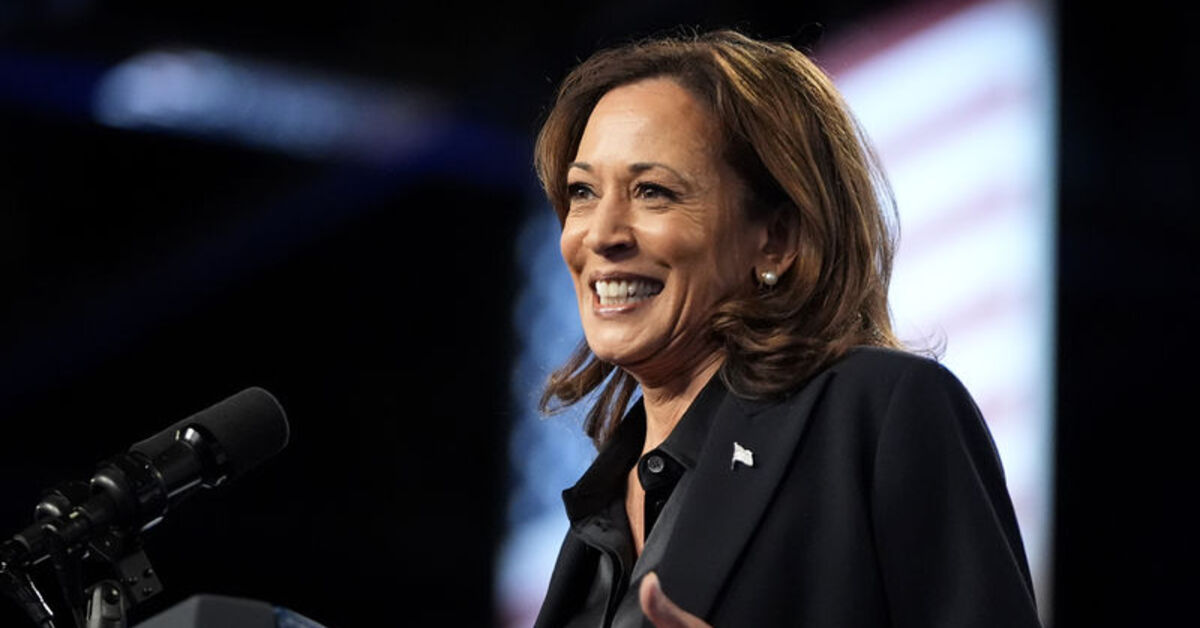 Boş sayfalarla dolu “Kamala Harris’in Başarıları” kitabı en çok satanlarda
