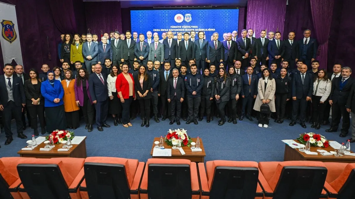 Tunç: Karanlık yapılarla mücadelemize kararlılıkla devam edeceğiz