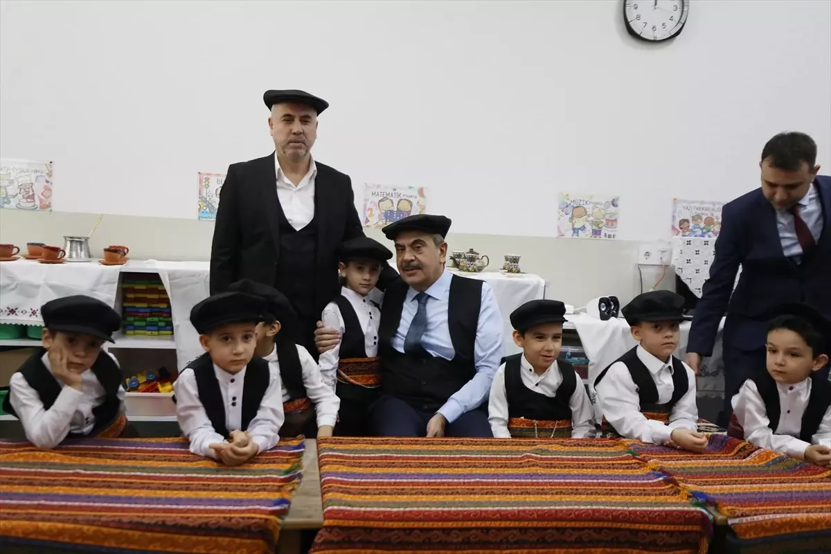 Bakan Tekin Elazığ’da Temaslarda Bulundu