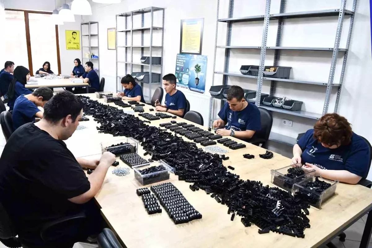 Eskişehir’de Engelli Bireyler İçin Montaj Atölyeleri Başarıyla Faaliyet Gösteriyor