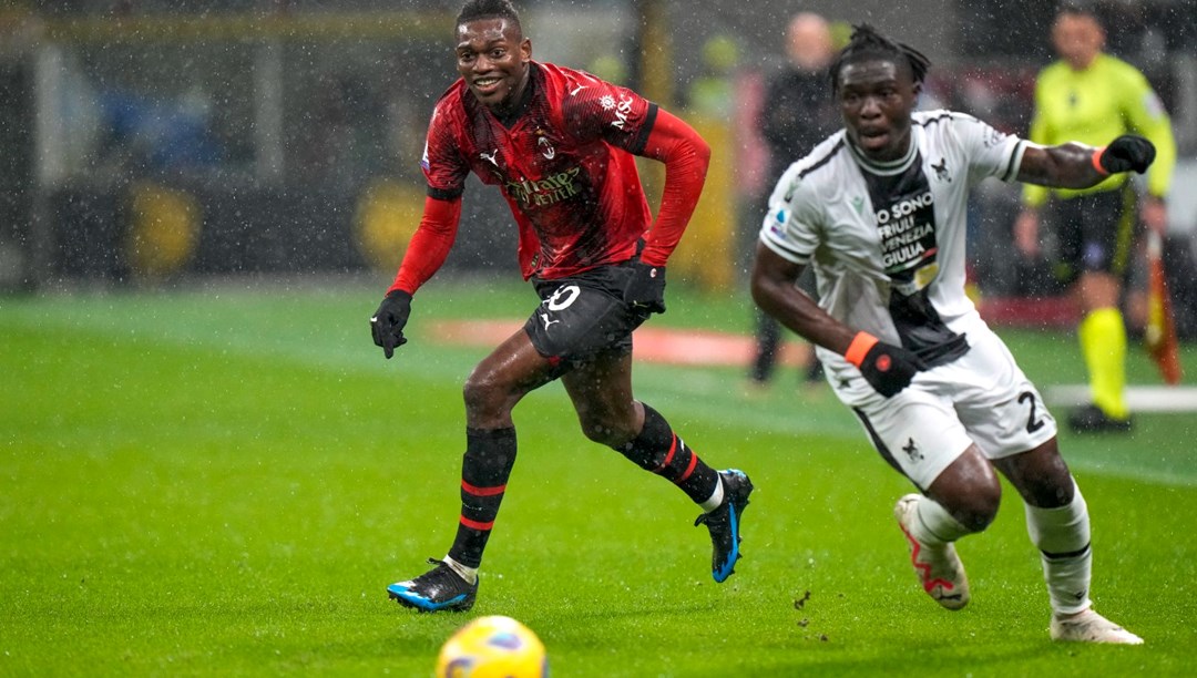 Galatasaray’Ä±n gÃ¼ndemindeki Ebosele BaÅakÅehir’de