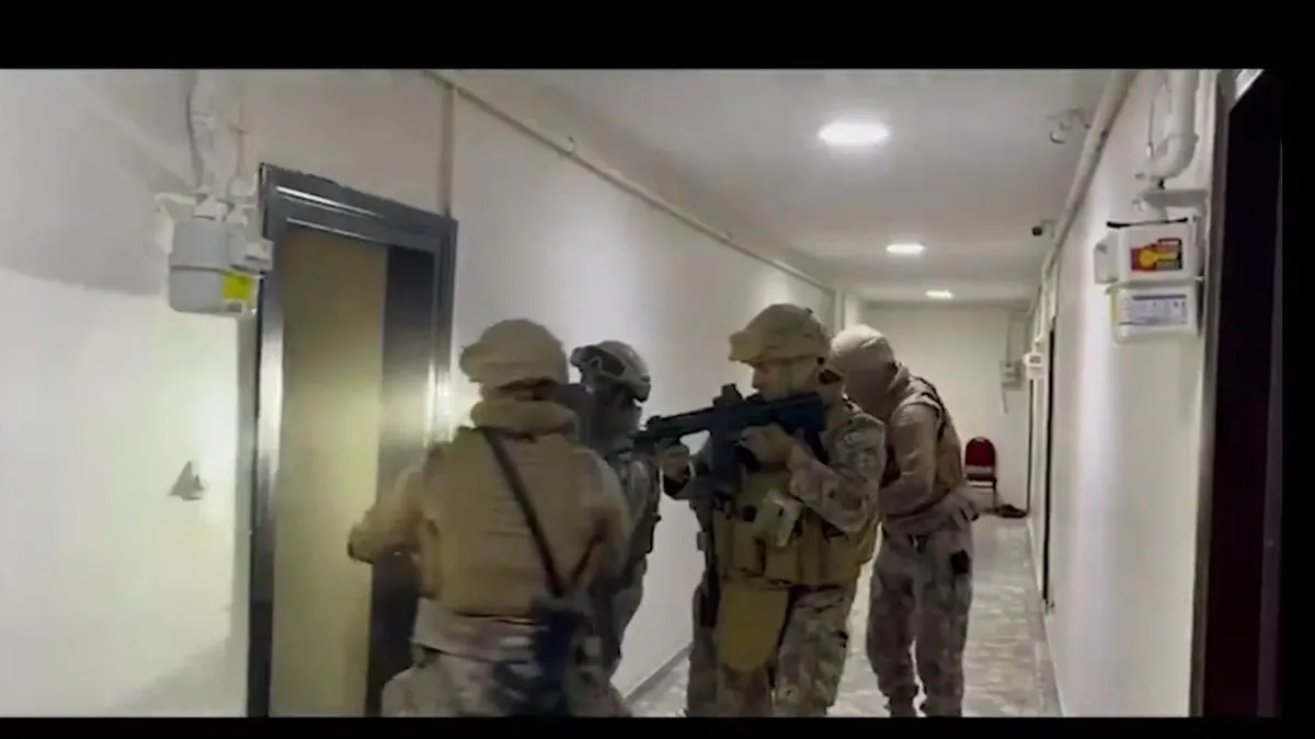 Gençlerimizin geleceği için zehir tacirlerine savaş açıldı: 1 ton uyuşturucu ve 13 milyon hapa el konuldu