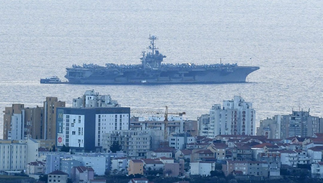 “Beşiktaş”, ABD uçak gemisine çarptı!