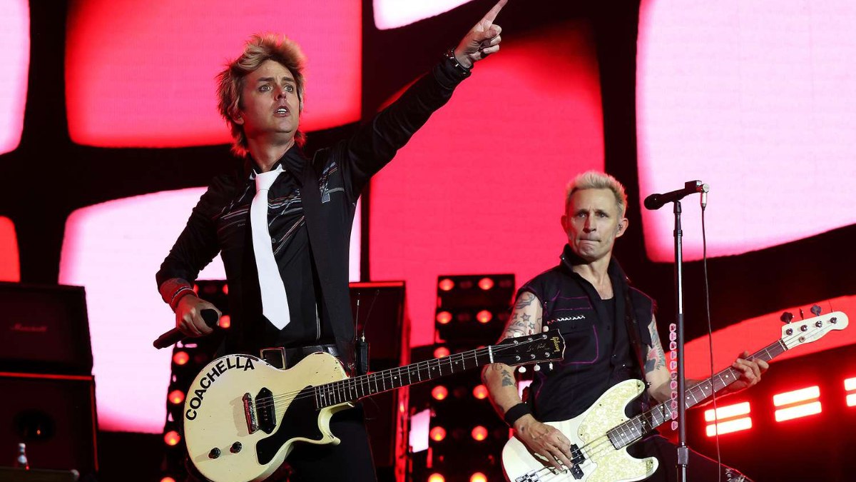 ABD’li müzik grubu Green Day, Hz. İsa’ya yazılan şarkıyı Filistin için uyarladı