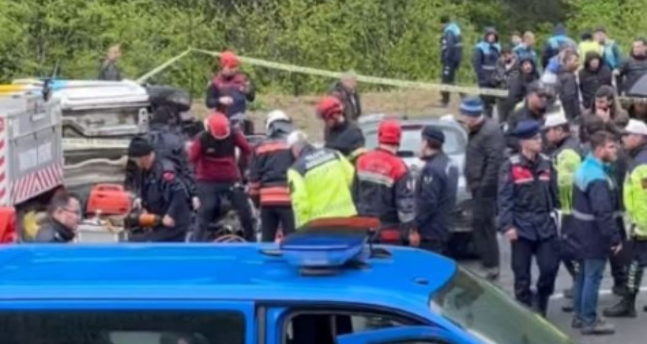 Otomobillerin çarpıştığı kazada 7 kişi yaralandı