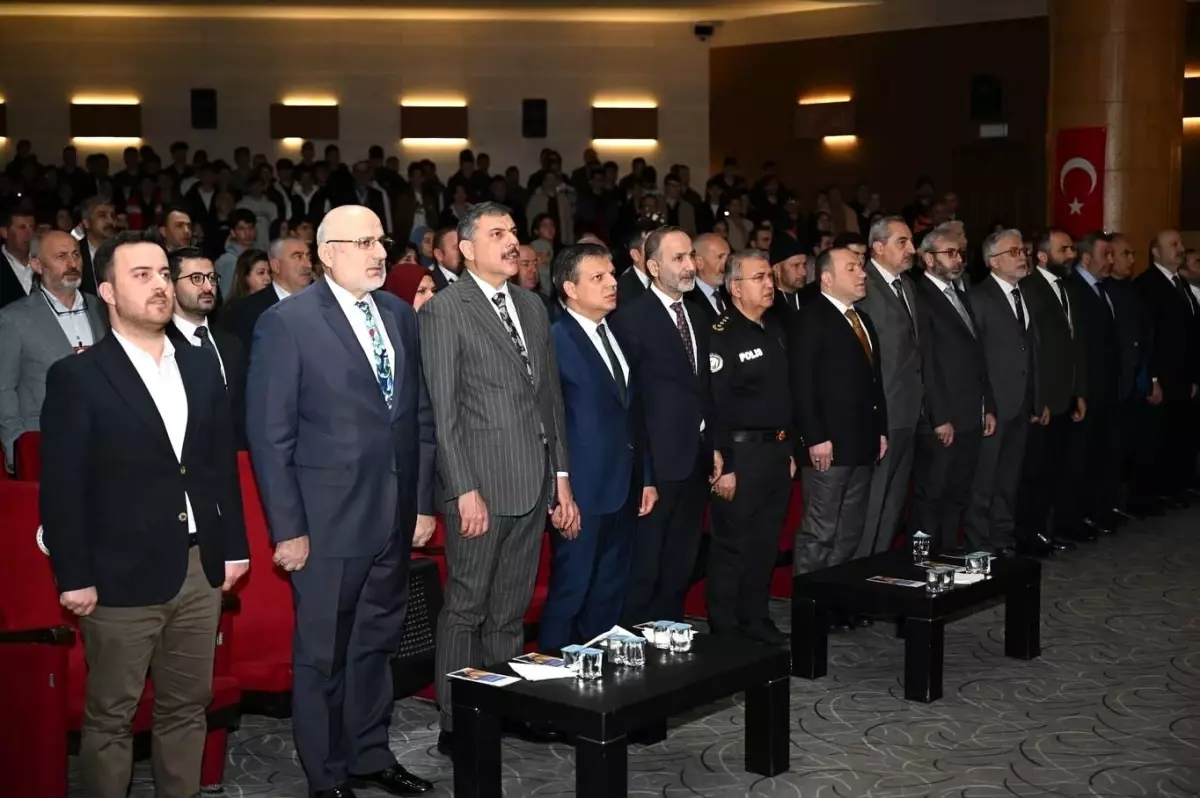 Vali Çiftçi Hafızlık Yarışmasını İzledi