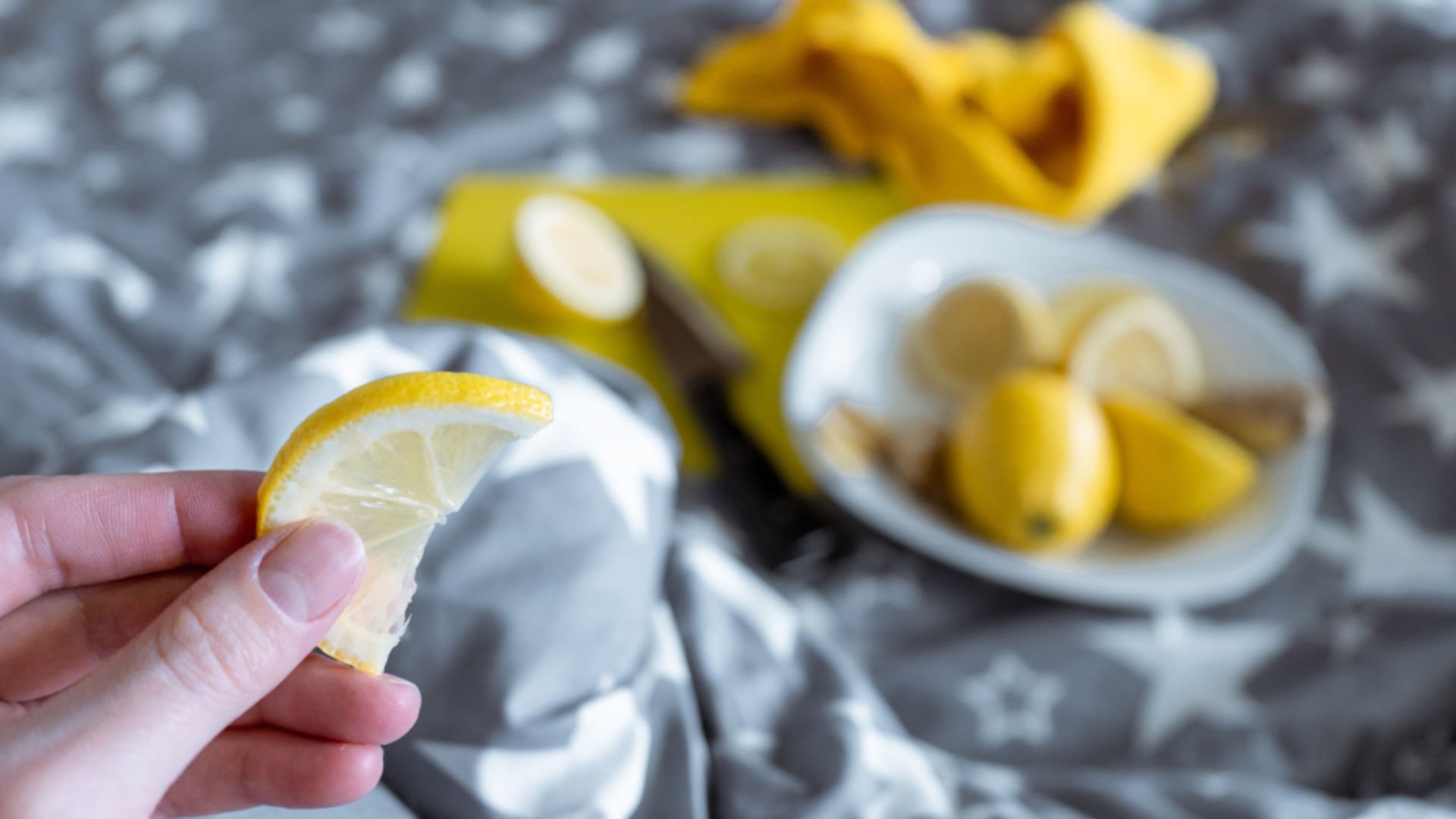Yatağınızın yanına limon koyun!